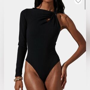 Black One-Shoulder Bodysuit